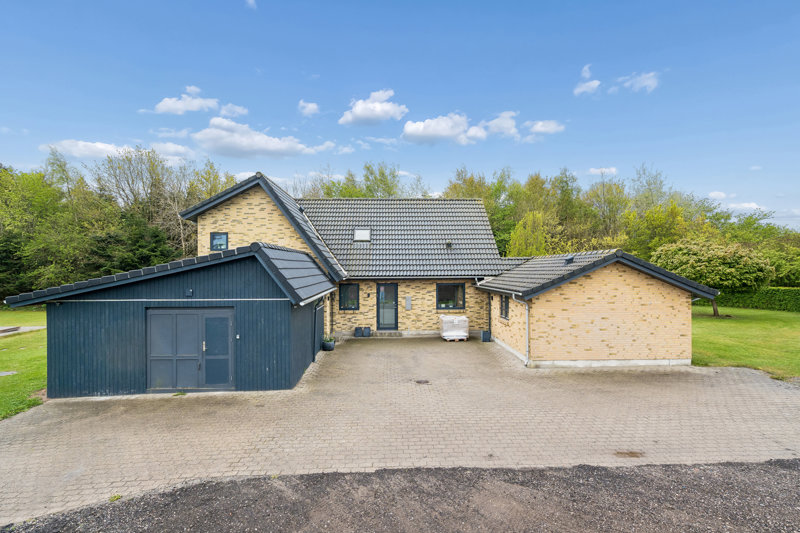 Property image number 2