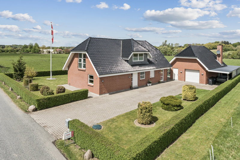 Property image number 2