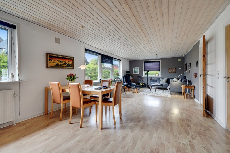 Property image number 8