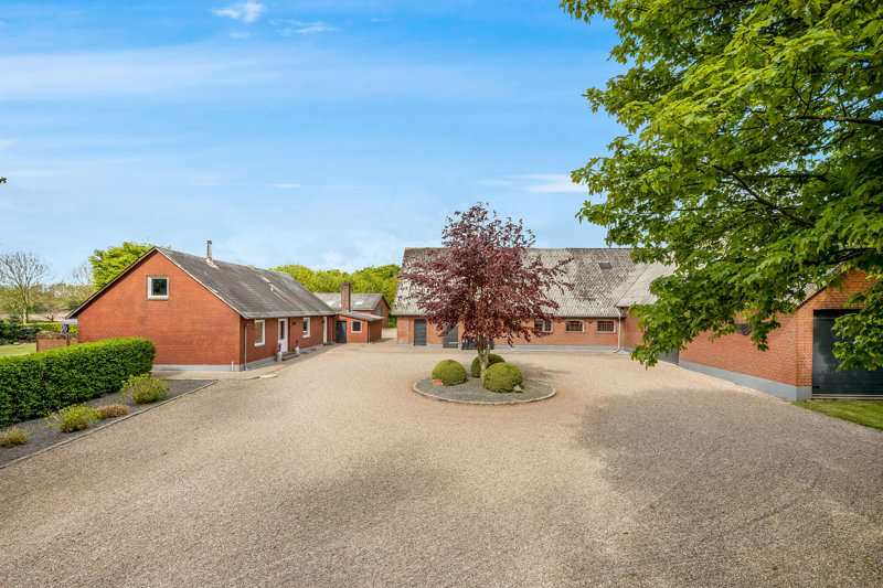 Property image number 2
