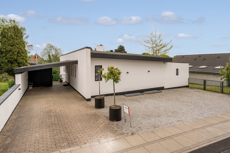 Property image number 2