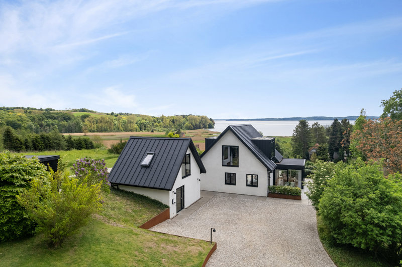 Property image number 2