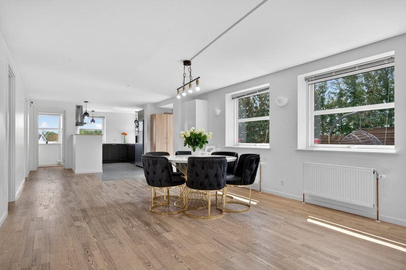Property image number 6