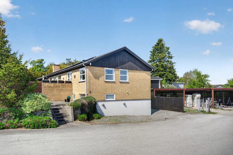 Property image number 2