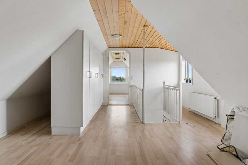 toggle-gallery-image