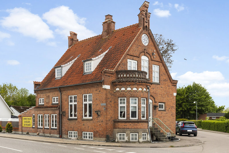 Property image number 2