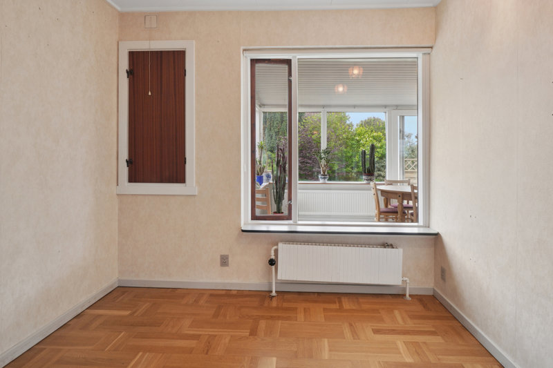 toggle-gallery-image