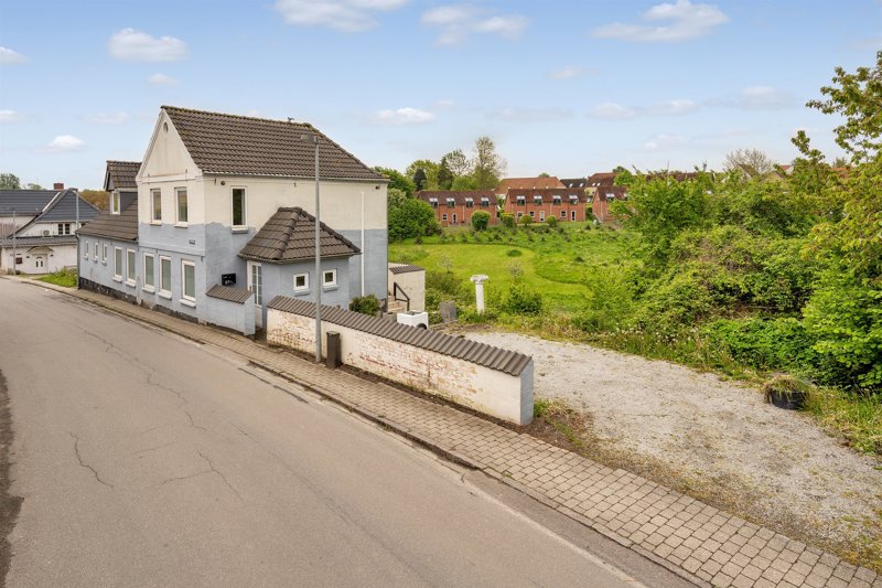 Property image number 2