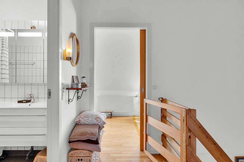 toggle-gallery-image