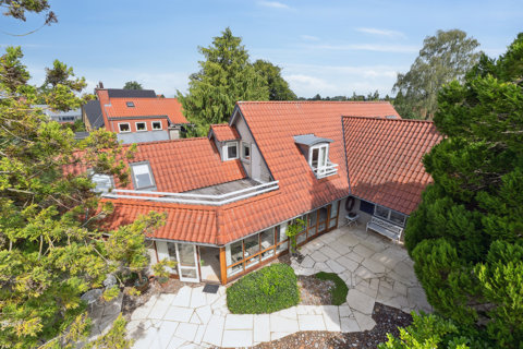 Unik arkitekttegnet Hunderupvilla