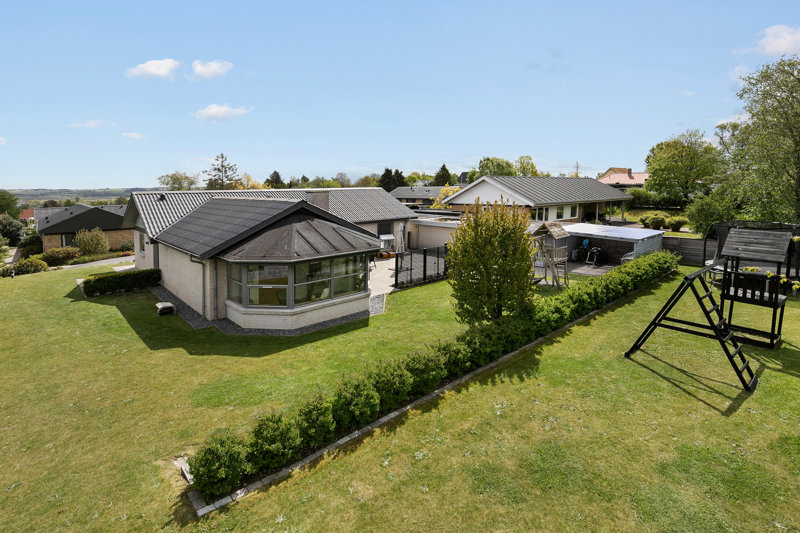 Property image number 2