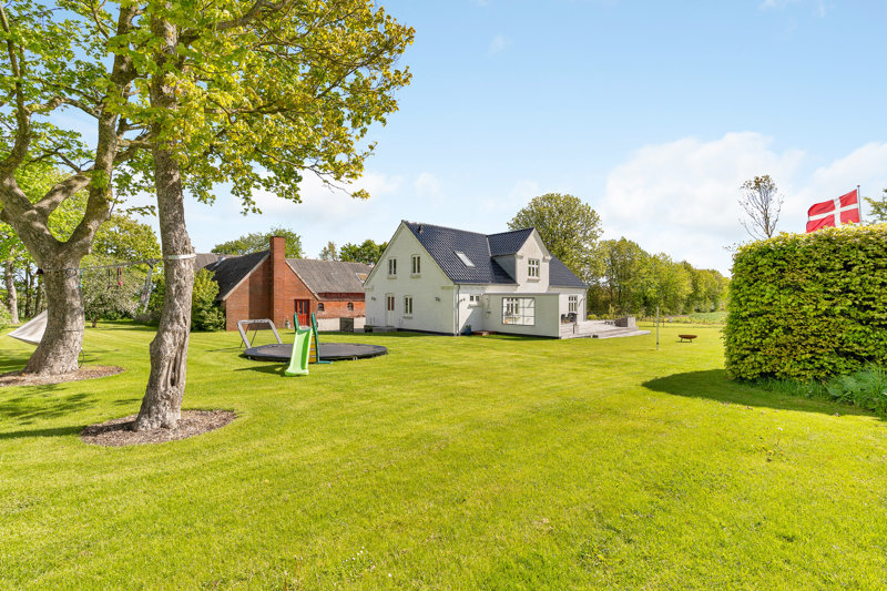 Property image number 2