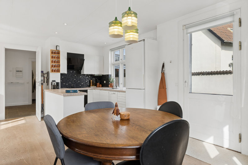 Property image number 3