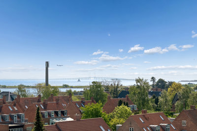 Øverst oppe: Flot 3V’er med kig til Øresund