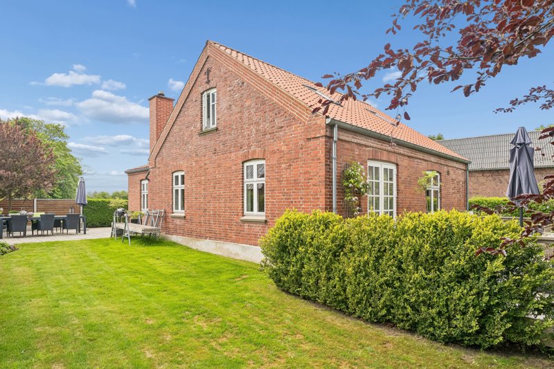 Property image number 2