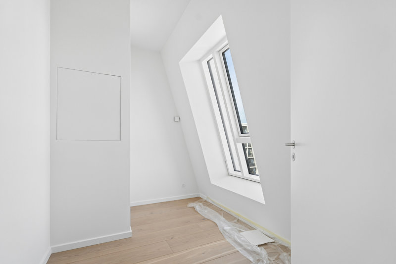 toggle-gallery-image