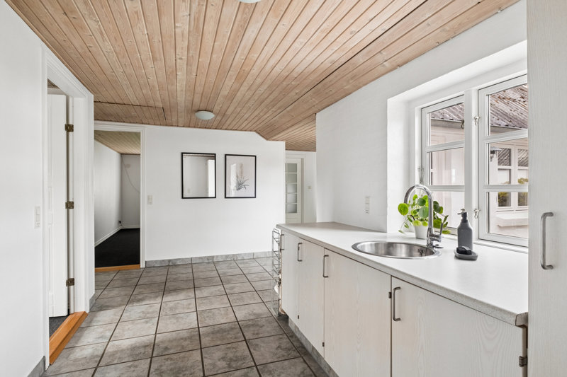 Property image number 8
