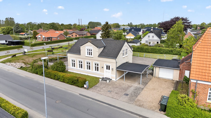Property image number 2