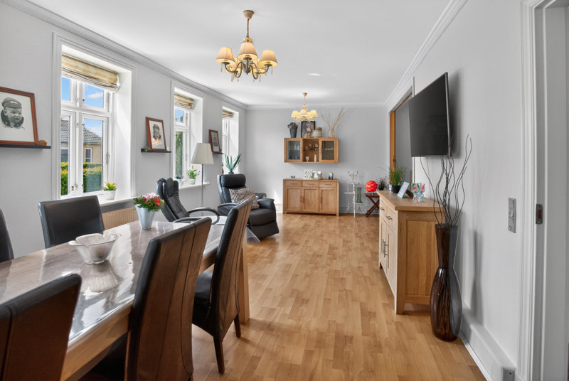 Property image number 8
