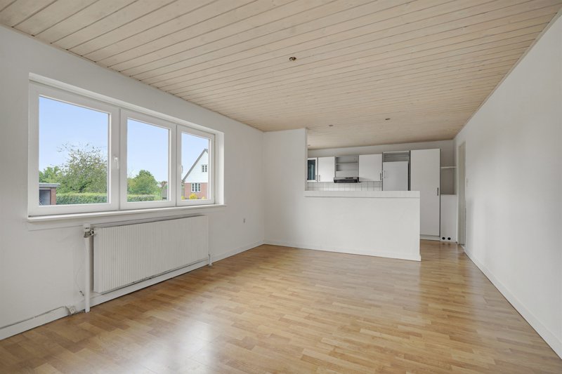 Property image number 8