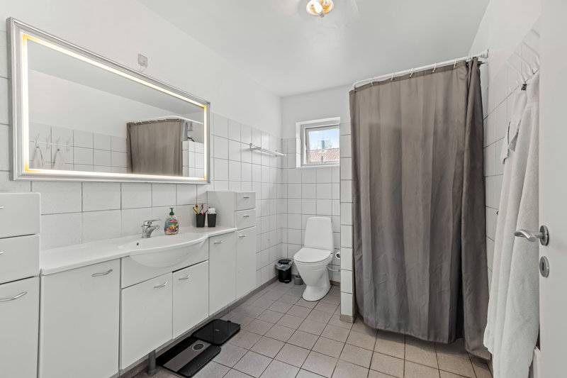Property image number 8