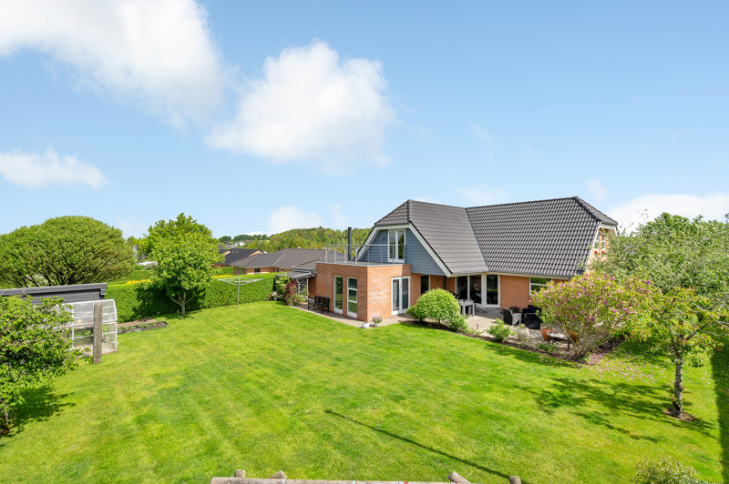 Property image number 2