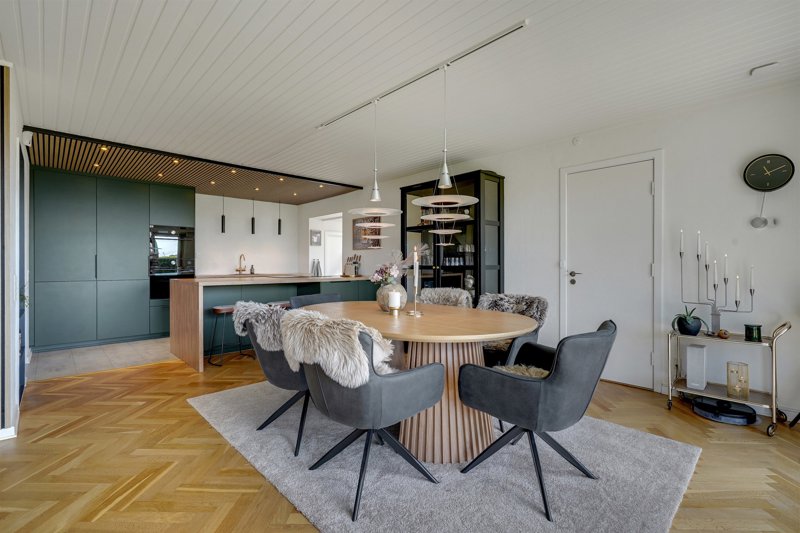 Property image number 2