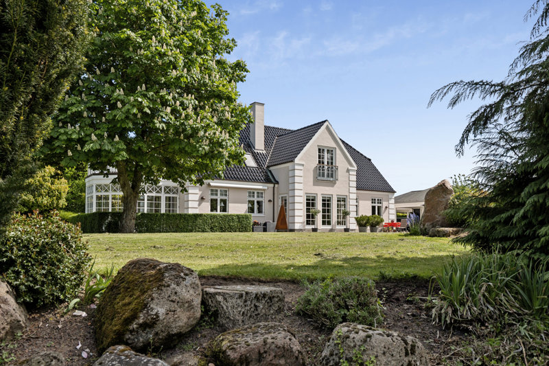 Property image number 2
