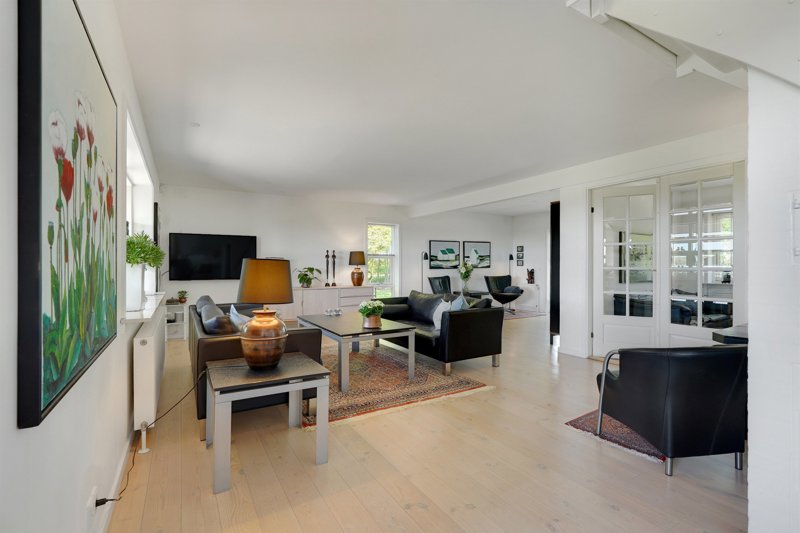 Property image number 3