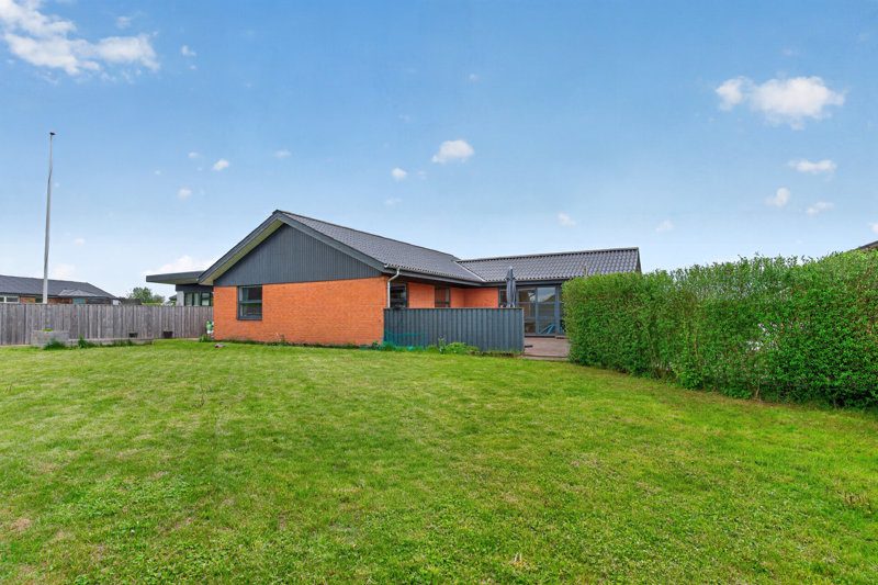 Property image number 2