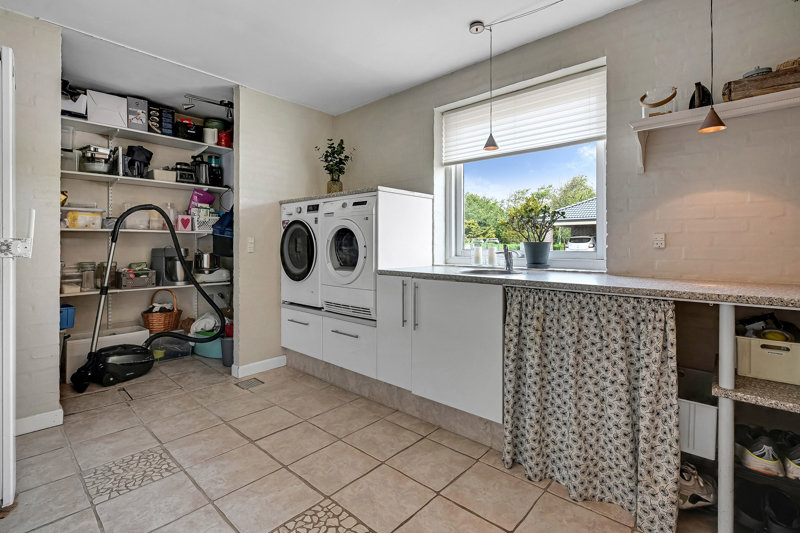 Property image number 3