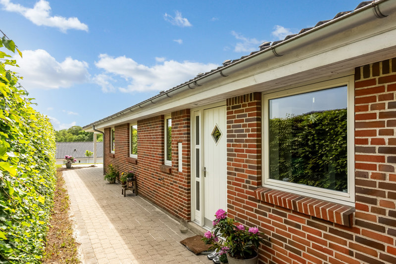 Property image number 2