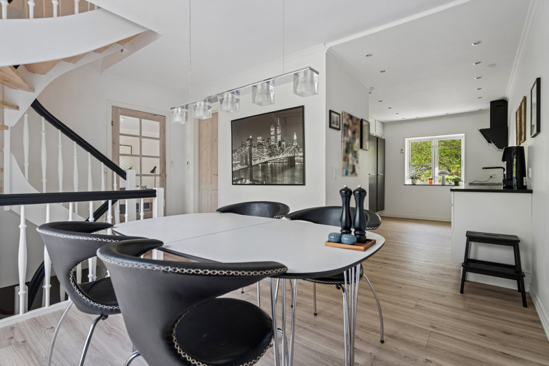 Property image number 8