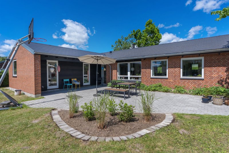 Property image number 2