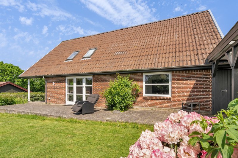 Property image number 2
