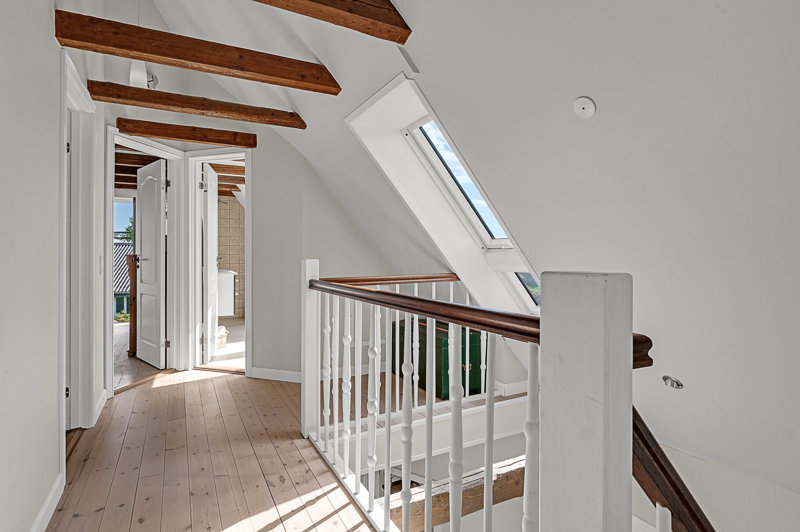 toggle-gallery-image