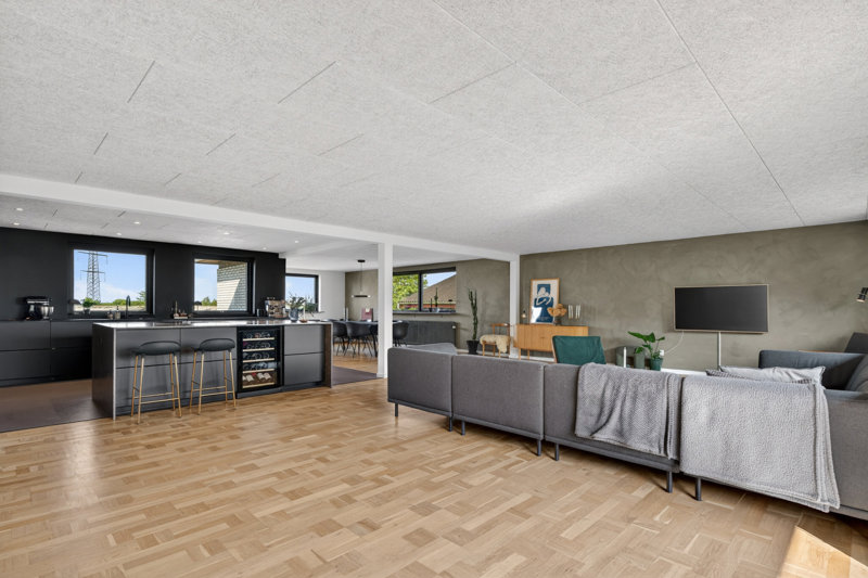 Property image number 8
