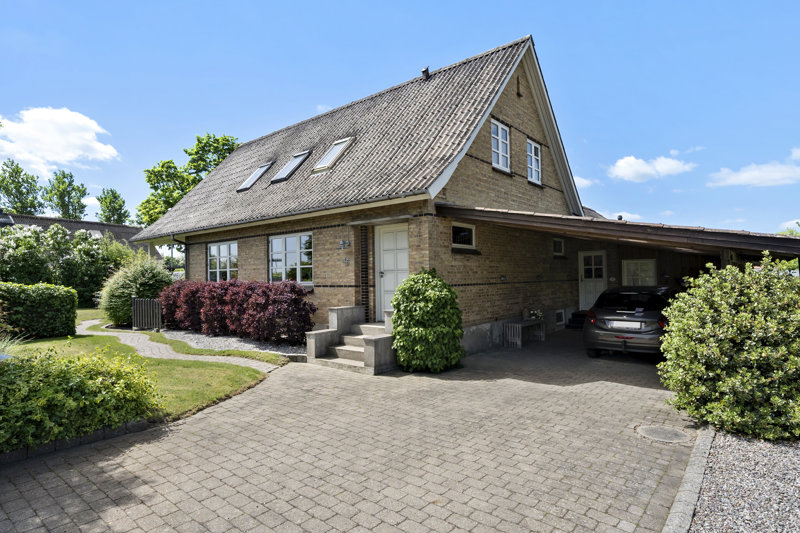 Property image number 1