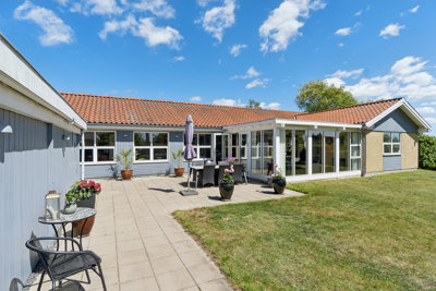Velholdt villa med god plads til børnefamilien