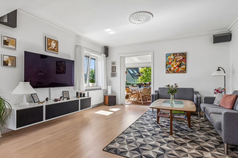 Property image number 8