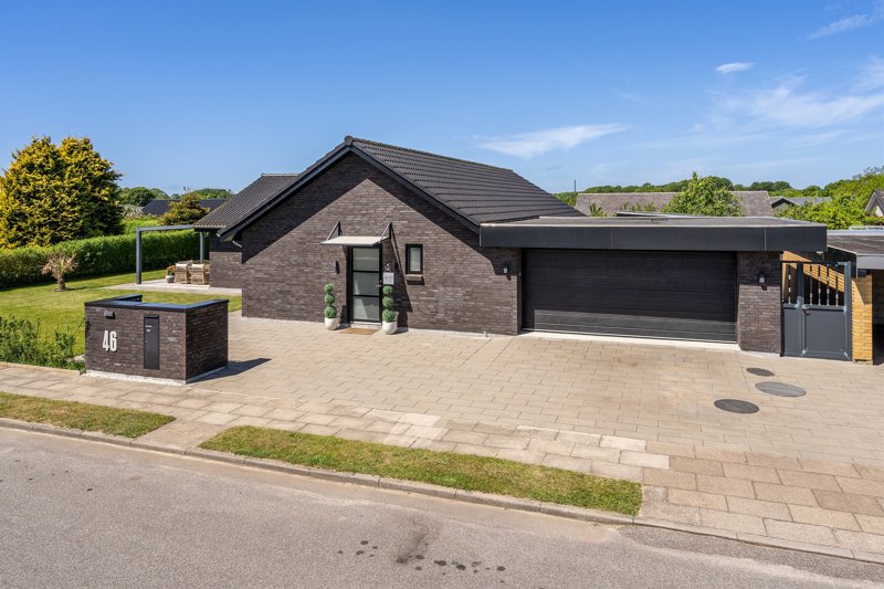Property image number 3