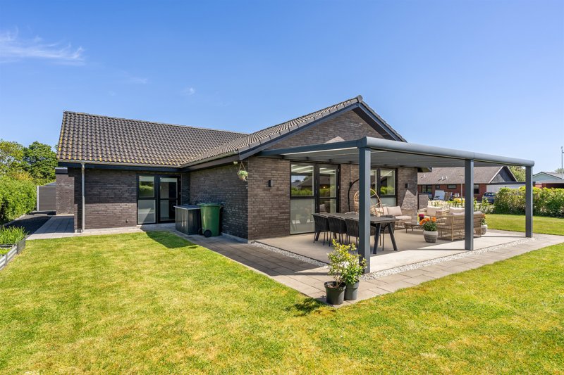 Property image number 2