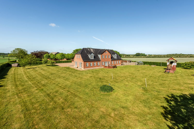 Property image number 2