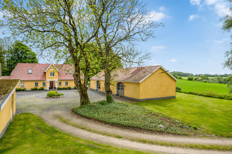 Property image number 2