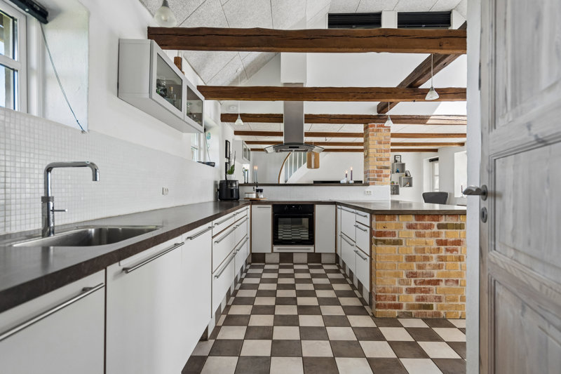 Property image number 9