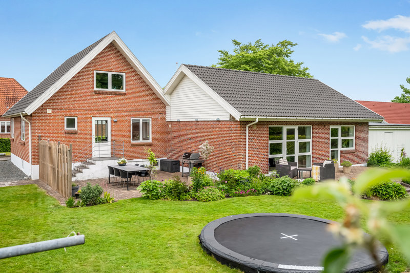 Property image number 2