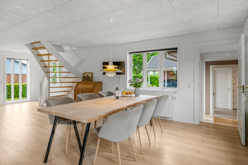 Property image number 8
