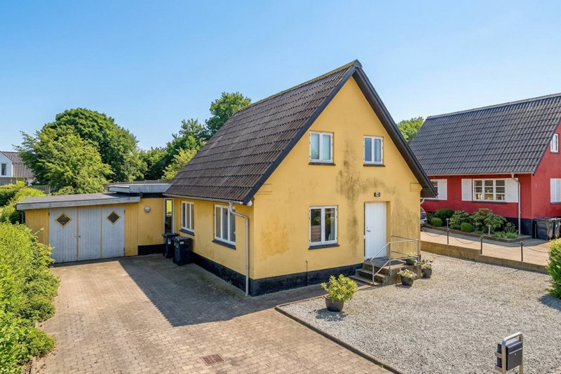 Property image number 2