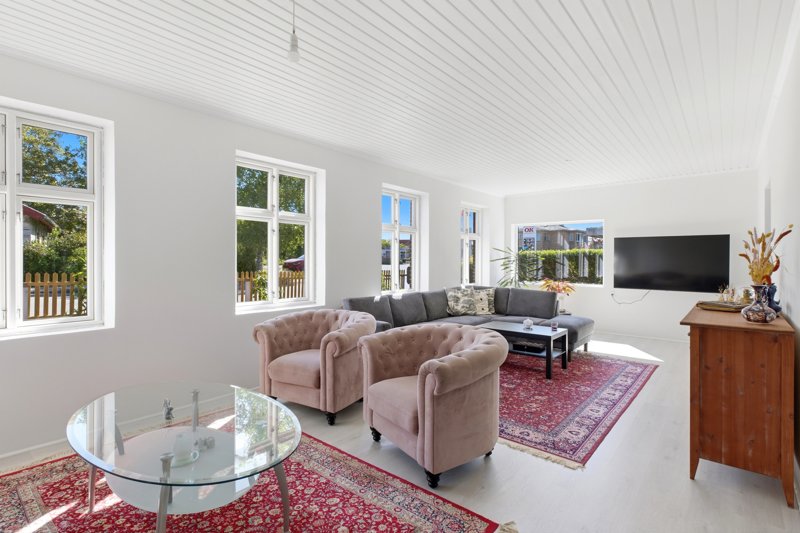 Property image number 2