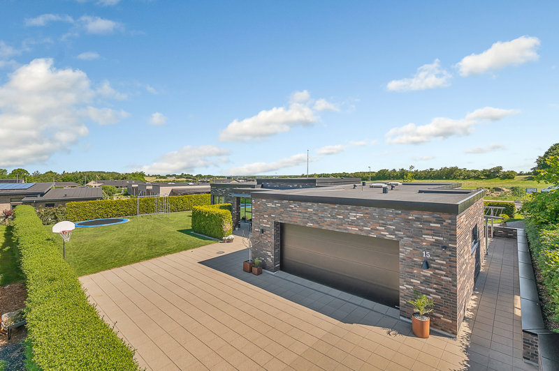 Property image number 1